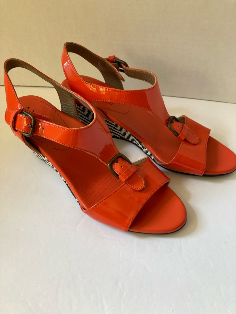 Anyi Lu Orange Patent Slingback Sandals open toe wedge sandals size 7